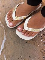 Havaianas Top Branco + Escrita Dourada + Estrela, Concha, Tartaruga e Ponto de Luz