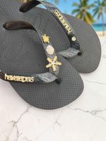 Havaianas Top Preto + Escrita Dourada + Estrela, Concha, Tartaruga e Ponto de Luz