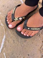 Havaianas Top Preto + Escrita Dourada + Estrela, Concha, Tartaruga e Ponto de Luz