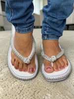 Chinelo Lunielly Gahid Laço Strass Branco