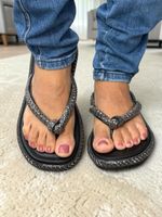 Chinelo Lunielly Gahid Laço Strass Preto