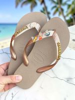 Havaianas Top Rose Gold + Escrita Dourada + 3 Meninas Super Poderosas +  Coração Strass