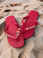 Havaianas Top Vermelho + Escrita Dourada + 3 Meninas Super Poderosas +  Coração Strass