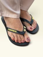 Havaianas Top Preto + Escrita Dourada + Concha e Estrela Peroladas