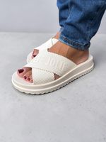 Chinelo Petite Jolie Smash PJ6812II Creme