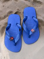 Havaianas Top Infantil Azul Naval + Pingente Homem Aranha
