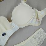 Conjunto de lingerie Maria - Perola 