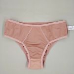Calcinha de Senhora Lycra e renda