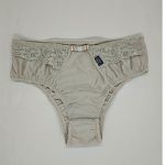 Calcinha de Senhora Lycra e renda