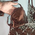 Camisola Capuccino em Tule e Renda Bicolor com Calcinha Fio