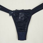 Calcinha fio dental de renda tiras duplas - Preto
