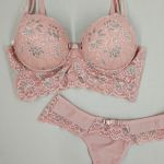 Conjunto Meury Rosé com Bojo e Renda Floral – Calcinha Fio Duplo