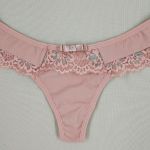 Conjunto Meury Rosé com Bojo e Renda Floral – Calcinha Fio Duplo