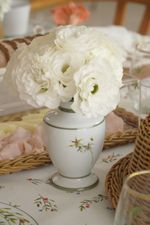 Vaso De Cerâmica Branca Flora Friso Verde