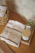 Toalha Lavabo Off-white Bordada Flora