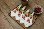 Guardanapo Linhão Off-white Bordado Berries