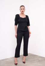 Blusa Com Decote Quadrado
