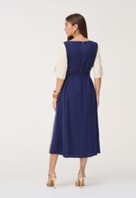 Vestido Com Amarração Na Cintura