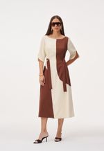 Vestido Com Amarração Na Cintura