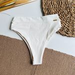 Calcinha Hot Pants Tradicional Off White Liso