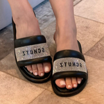 SANDALIA SCHUTZ  PAPETE COURO CRISTAIS BLACK        