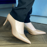 SCARPIN SCHUTZ LENA LOW SALTO MEDIO BEGE S2131200010051