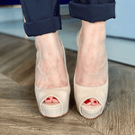 Peep Toe Santas e Saltos Verniz