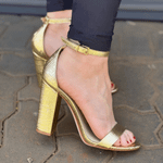 SANDALIA SCHUTZ GISELE SALTO BLOCO ALTO   