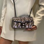 BOLSA COACH TABBY SHOULDER 20 WITH QUILTING PRATA