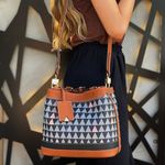 BOLSA SCHUTZ TOTE MINI EMMA NEO TRIANGLE