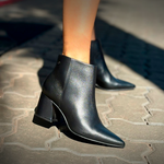 BOTA CAPODARTE CANO CURTO COURO PRETO
