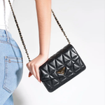 Bolsa Schutz 944 Pequena Tiracolo Matelassê