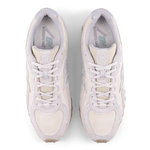 Tênis New Balance 204L