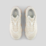 Tênis New Balance 2000 Bege
