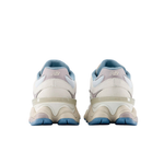 Tênis New Balance 9060 Azul e Bege