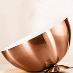 PENDENTE MEIA LUA 40CM COBRE VERNIZ