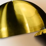 PENDENTE MEIA LUA 40CM DOURADO VERNIZ