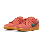 Tênis Nike SB Dunk Low Pro 