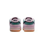 Tênis Nike SB Dunk Low Pro