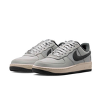 Tênis Nike SB Air Force 1Yuto