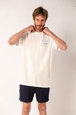 T-shirt Keeping Balance