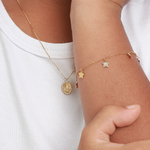 Pingente Nossa Senhora das Graças em Ouro 18k e Diamantes