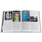 Queen Elizabeth Ii: Fashion & Style