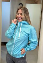 Jaqueta feminina corta vento Aliance | Azul