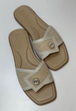  Rasteira slide com tira larga Moleca | Cru e Off White