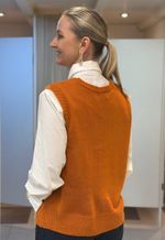 Colete Tricot Decote V Ponto Trançado Zappo HC049 I Ferrugem