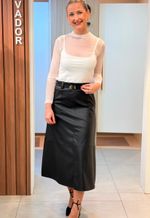 Saia Courino Evasê Renda | Preto