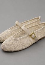 Sapatilha bordada em renda Vizzano | off white