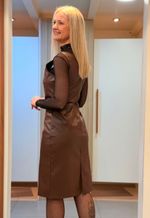Vestido courino sem manga Davichi | marrom