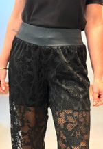 Calça jogger de renda Lummier | preto